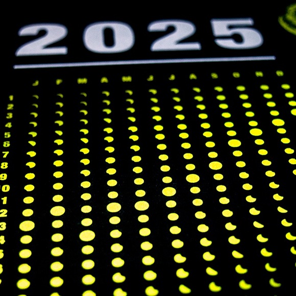 2025 Lunar Phase Calendar - Picture 4 of 6